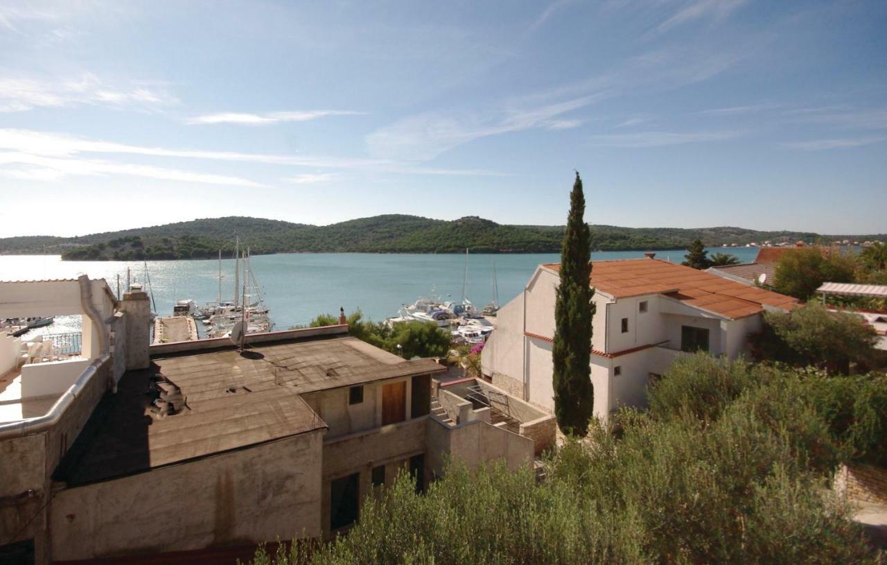 Guesthouse Mila Tisno Exterior photo