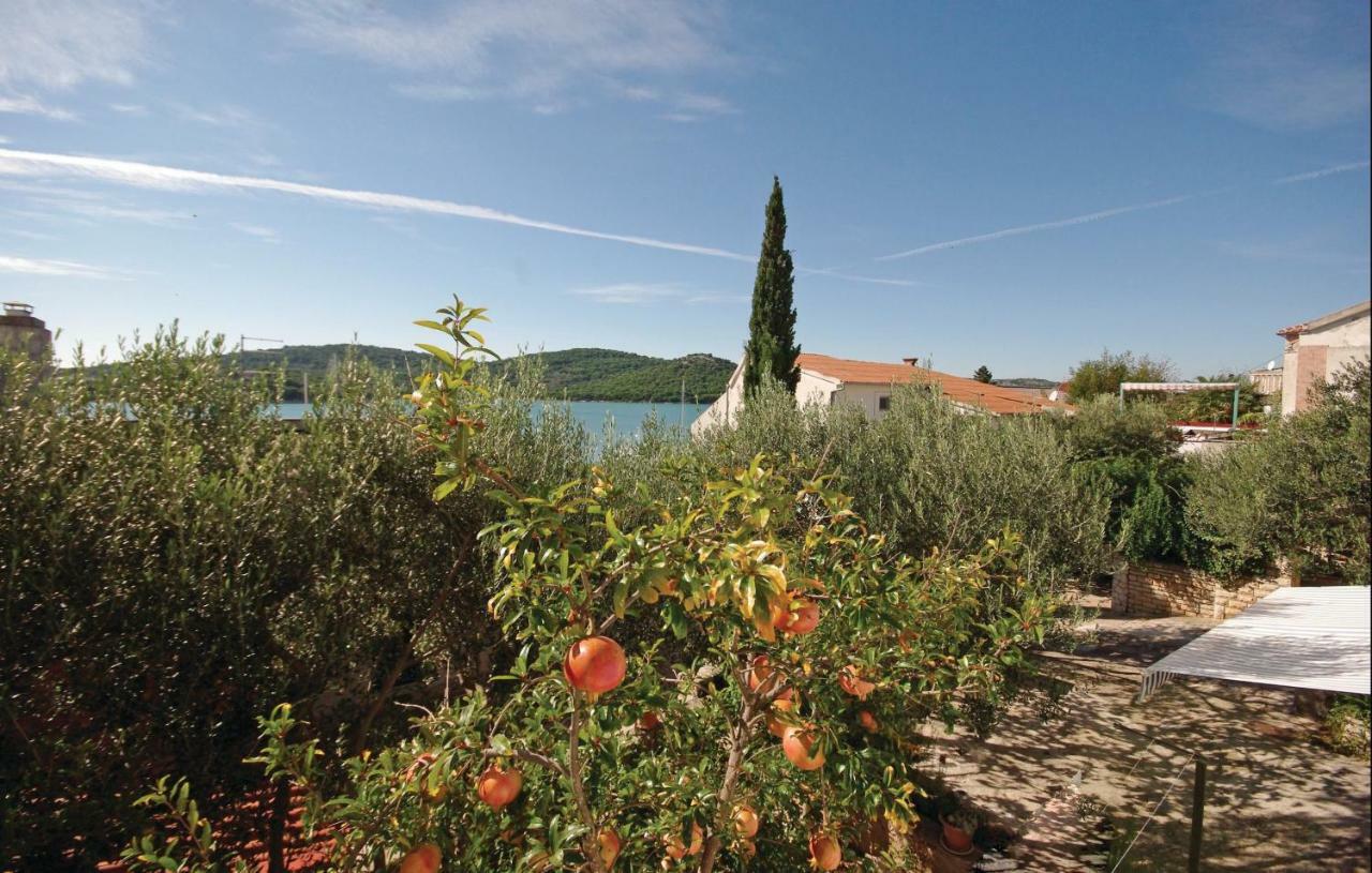 Guesthouse Mila Tisno Exterior photo