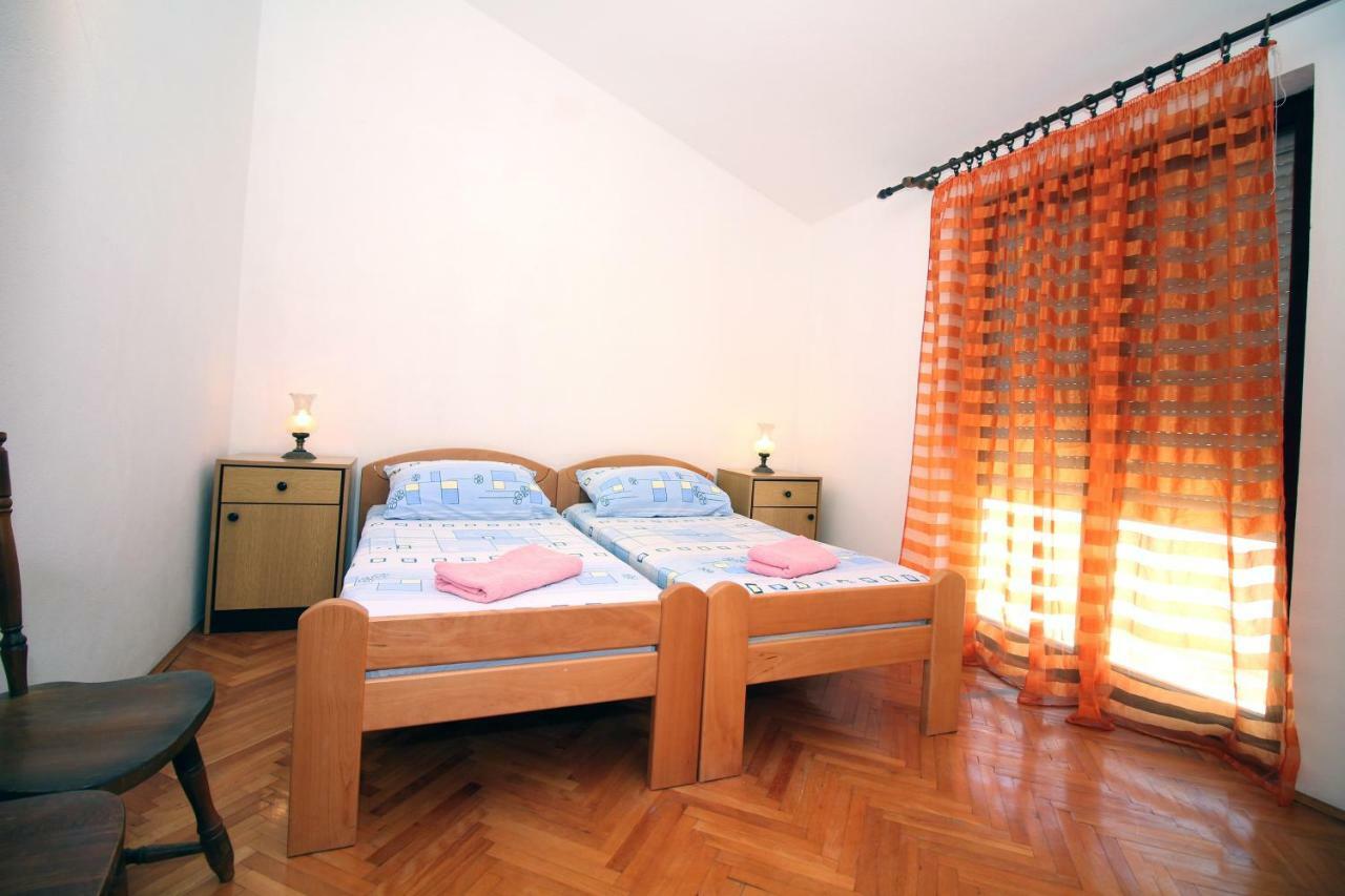 Guesthouse Mila Tisno Exterior photo
